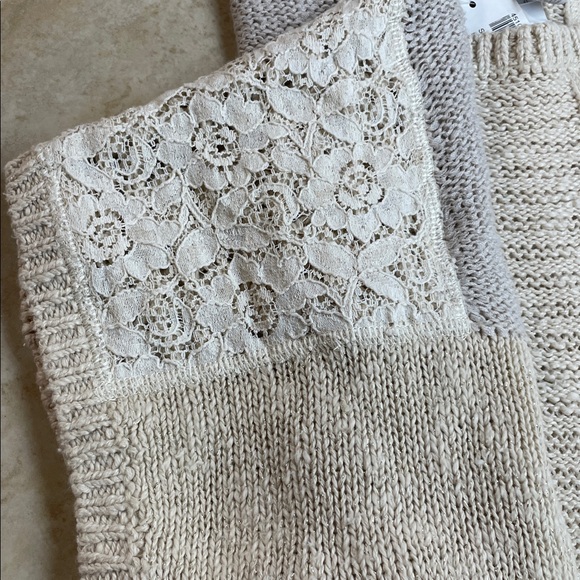 Chico’s Shabby Chic Priscilla Patchwork Sweater Neutral Beige Knit Top Sz 3 Lace - Picture 9 of 10